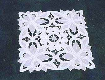 Christina Square doilies (10.13.99).JPG (28050 bytes)