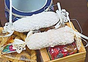 sachet crochet roll (2.5).JPG (18558 bytes)