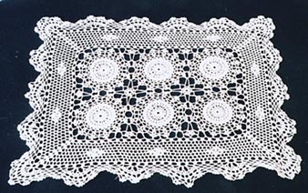 sun flower placemat 10.12.99.JPG (40143 bytes)